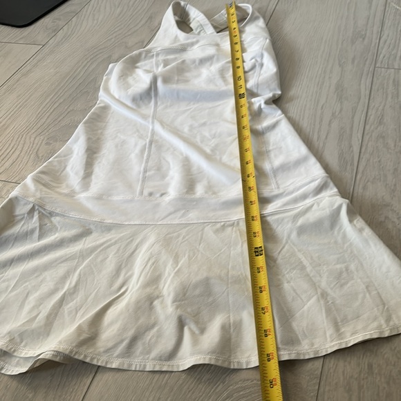 Lululemon golf tennis dress size 4 white - Picture 4 of 4